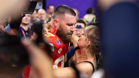 Taylor Swift Super Bowl Afterparty Travis Kelce Serenades Greatest