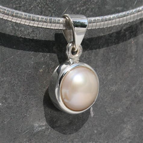 Fresh Water Pearl Pendant Lumina Jewellery