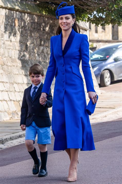 Waarom Prins William Kate Middleton En Hun Kinderen Blauw Dragen