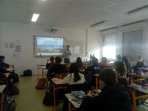 Conférence Du Directeur Adjoint De La Station Biologique Collège