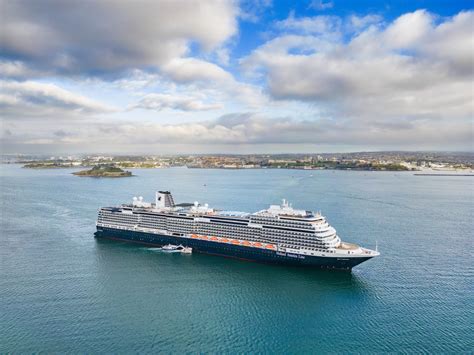 Plymouth cruise bookings up 40% on 2023 - Cruise Britain