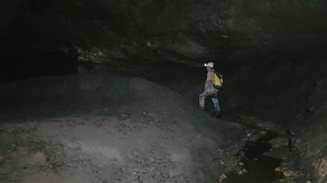 Cueva Del Se Or Mart N Cuevas Y Tragaderos De Per Y Bolivia