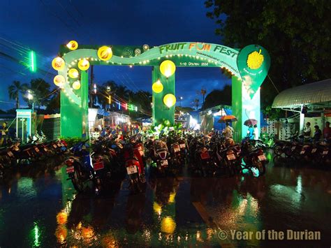 Chanthaburi Durian Festival In The Rain Photo Essay