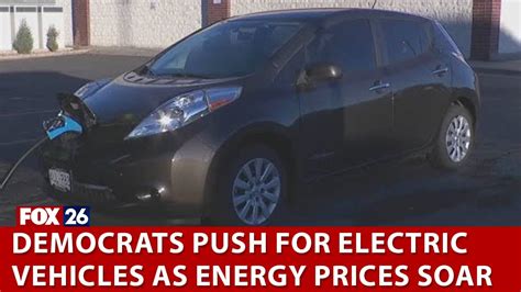 Democrats Push For Electric Vehicles Youtube