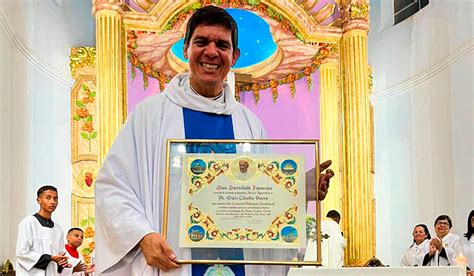 Padre Luiz Cl Udio Vieira Celebra Jubileu De Prata Sacerdotal Na