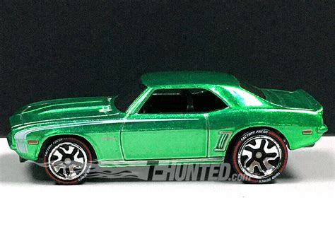 T Hunted Duas Novidades Para A S Rie Hot Wheels Id Em