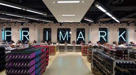 F SHION. BEAUTY . LIFESTYLE : J - 7 Primark à Paris