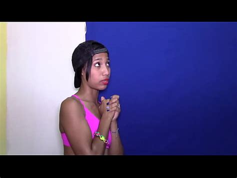 Ella Quiere Ir Al Juego De Pelota Y Le Follan La Garganta Hasta Vomitar Xvideos