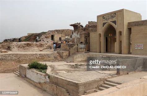 18 Nabi Yunus Mosque Photos & High Res Pictures - Getty Images