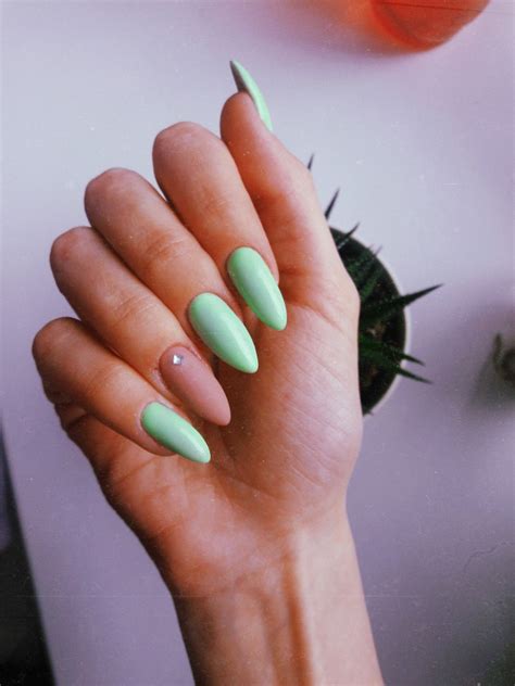 Пин от пользователя yduratonkachi на доске Ногти | Маникюр, Ногти ...