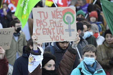 En Images Plus Dun Millier De Personnes Défilent à Rennes Contre Les