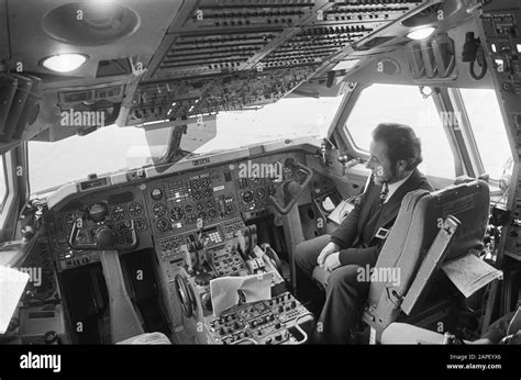 Airbus A 300 Aircraft Black And White Stock Photos Images Alamy