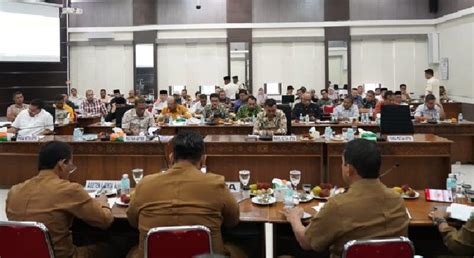 TAPA Dan Banggar DPRA Mulai Pembahasan R APBA 2024 Matadonya