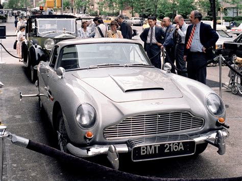 Coolest James Bond 007 Cars of all time - Business Insider