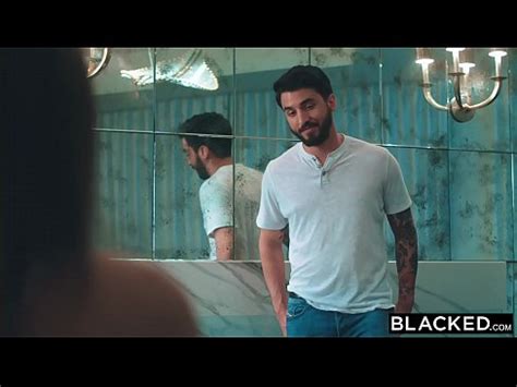 BLACKED Se Conecta Con BBC Y Enloquece A Su Novio XVIDEOS