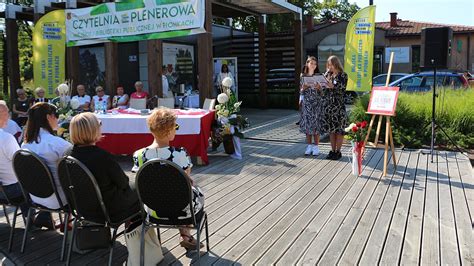 Narodowe Czytanie Nad Niemnem W Parku Miejskim B Onia W Pionkach