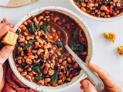 6 Black Eyed Peas Recipes to Start Off The New Year