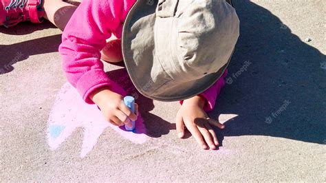 Premium Photo | Kids chalk art