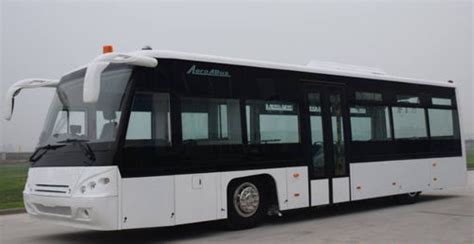 空港用エプロンバス Aeroabus 4270 Aeromobiles Pte Ltd 51人 13人