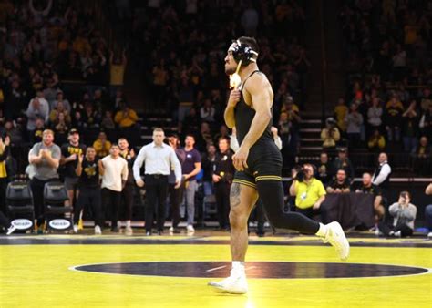 Photos Iowa Wrestling Vs Iowa State In The Iowa Corn Cy Hawk Series 12