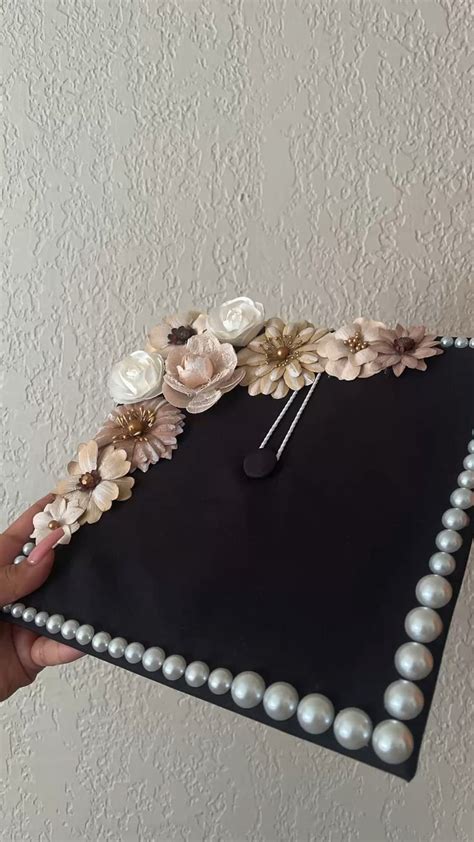 DIY Graduation Cap | Graduation diy, Graduation cap designs, Diy ...