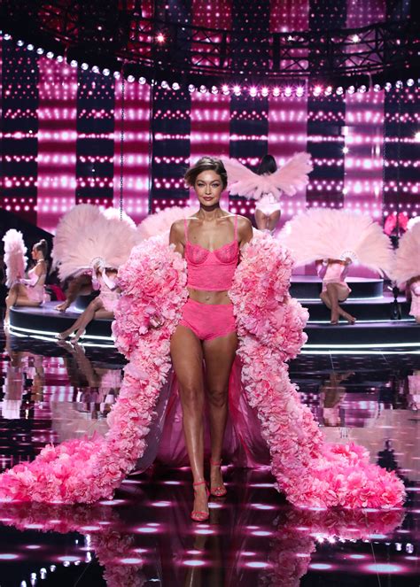 Victoria’s Secret Fashion Show 2025: Bella Hadid, Ashley Graham, Irina