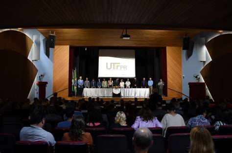 Servidores Recebem Homenagem Por Tempo De Trabalho Na Utfpr