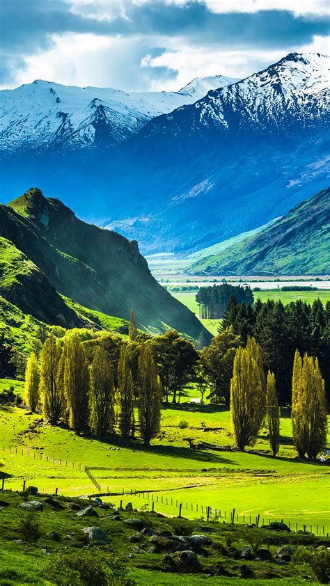 Views Near The Treble Cone Ski Area At Glendhu Bay In The Otago Region