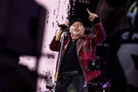 Vasco Rossi A Torino Scaletta Concerto Biglietti E Tutte Le Info