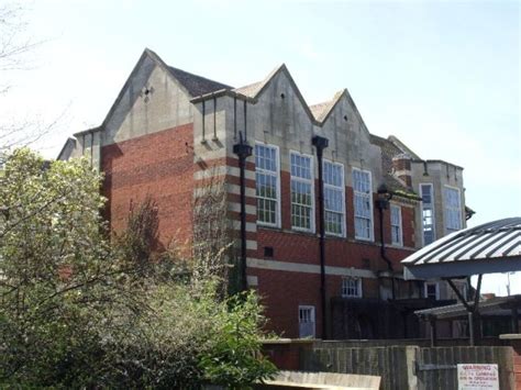 Images Of The Derelict Chichester High School For Girls Stockbridge