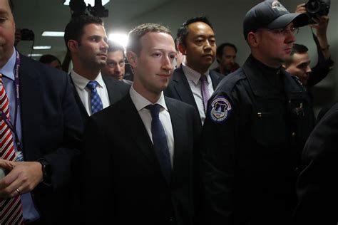 Mark Zuckerberg In The Hot Seat And Grand Theft Auto Beats Star Wars 3 Things To Know Today