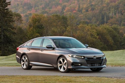 2018 Honda Accord 2 0T Touring Quick Take Review Automobile Magazine