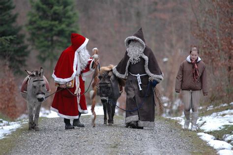 samichlaus | Ask The Monsters