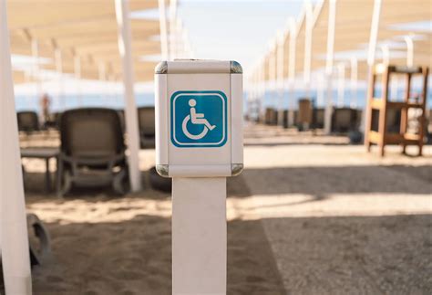Your guide to wheelchair accessible beaches | KAYAK