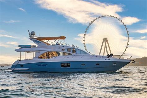 2023 2 Hours Shared Yacht Tour In Dubai Marina With Food And Drinks