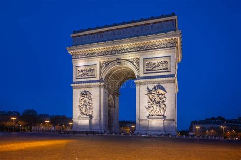 Arc de Triomphe by night stock photo. Image of street - 276246926