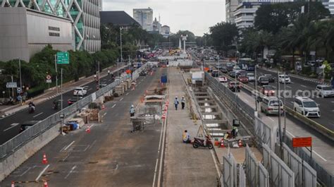 Melihat Progres Pembangunan Mrt Fase