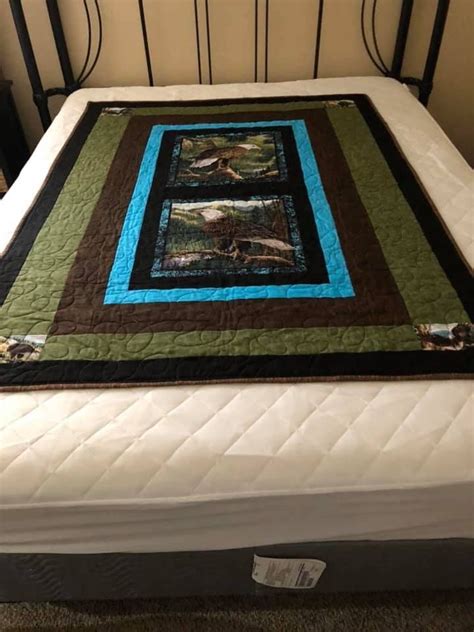 Pin By Pauline Mccauley On Quilts Using Panels Panel Quilts Paneling