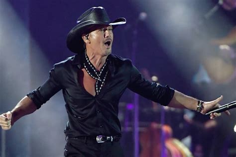 Tim McGraw Announces 2020 Here on Earth Tour