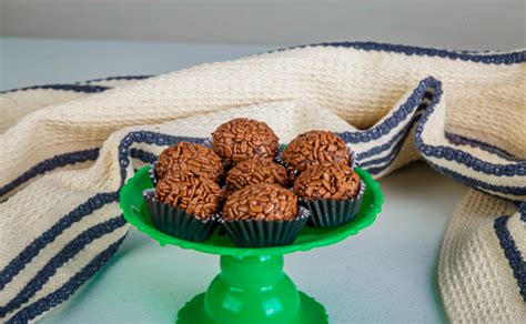 Brigadeiro Meio Amargo Receiteria