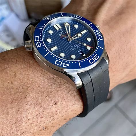 Rubber Strap Omega Seamaster Diver 300m Co-Axial Blue 41mm, 40% OFF