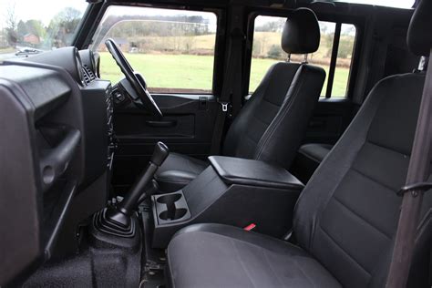 2015 65 Defender 110 Tdci Xs Utility Wagon Santorini Black Jim Hallam