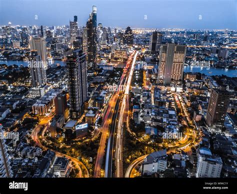 Bangkok Trident from above in downtown Bangkok, Thailand Stock Photo ...