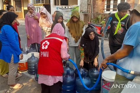 Pmi Buka Hotline Untuk Warga Sukabumi Yang Butuh Layanan Air Bersih