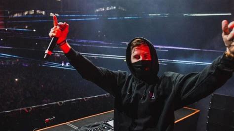 Sosok Tri Adinata Guru Viral Yang Didatangi Alan Walker Dulu Dicemooh