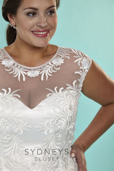 Informal Plus Size Wedding Dress Informal Wedding Dresses Full Figured Bride Formal Wedding Gown