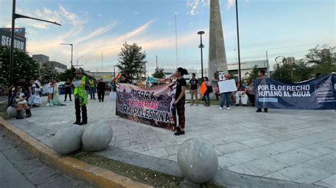 Ciudadanos Marchan Por La Defensa Del Agua En Nuevo Le N Abc Noticias