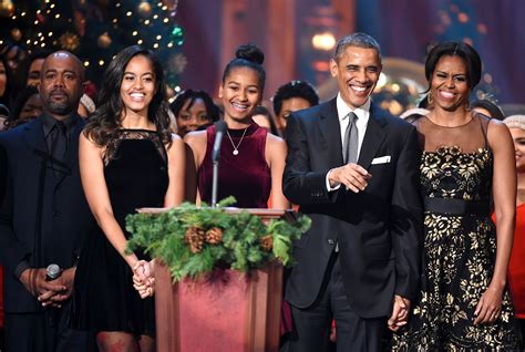 Obama Family Photos: Barack, Michelle, Malia and Sasha Over the Years ...