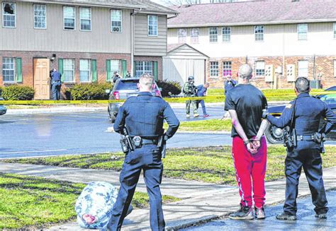 Stand-off in Wilmington leads to three arrests - The Times Gazette