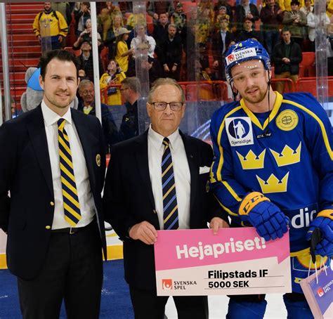 Fina Gesten Efter Vinsten Rasmus Asplund Sk Nker Prispengar Till